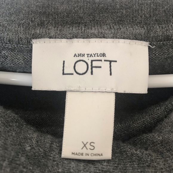 Ann Taylor loft blouse short sleeve XS , gray - Picture 2 of 4